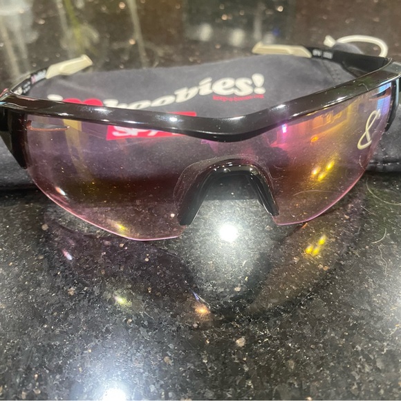 Spy Sunglasses - I <3 Boobies - Picture 3 of 4